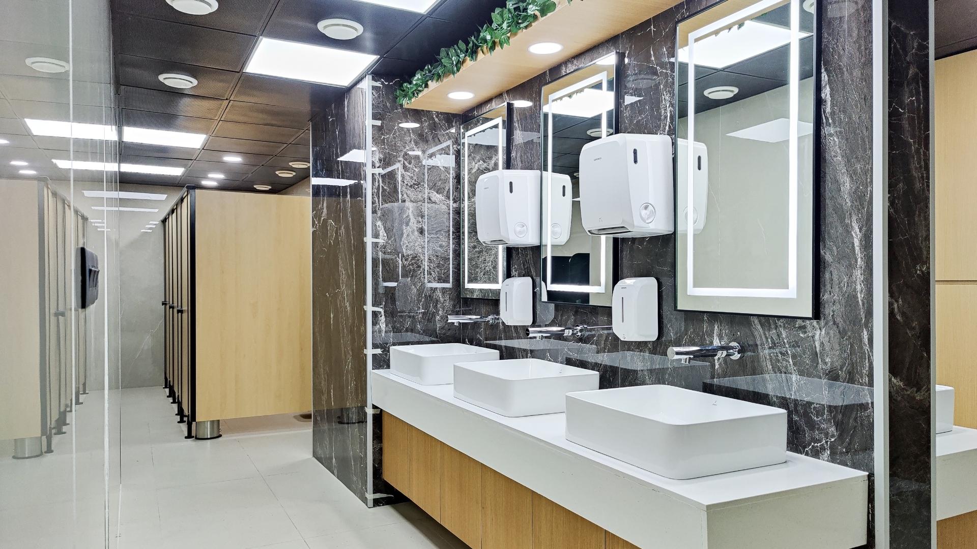 Project AAM India Front i